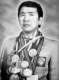 Ушкемпиров Жаксылык Ушкемпирович