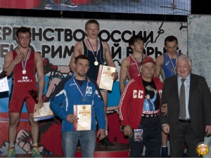 Первенство России по греко-римской борьбе среди юношей (2016, Омск)