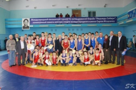 В Омске прошел ХХIII Мемориал Сергея Игнатенко по греко-римской борьбе